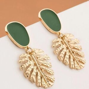 New! Fun gold and green earrings.